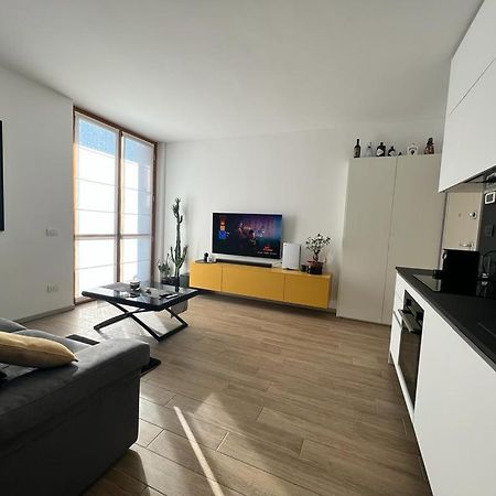 Appartamento Domusmi - Nuvolone-7 Milano Esterno foto