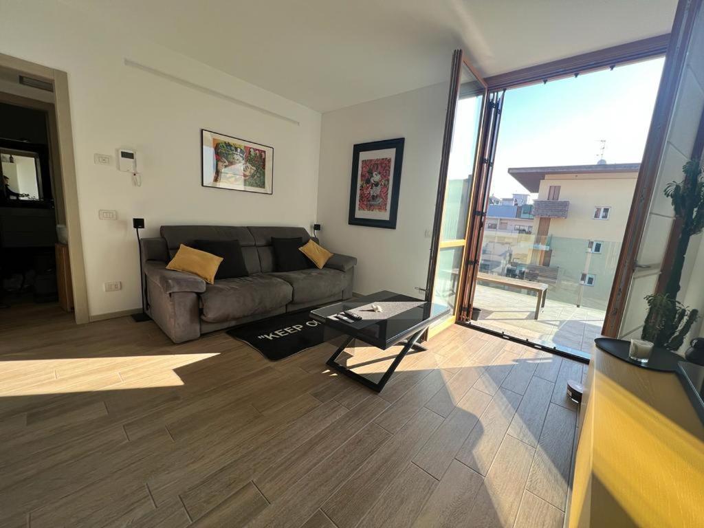 Appartamento Domusmi - Nuvolone-7 Milano Esterno foto